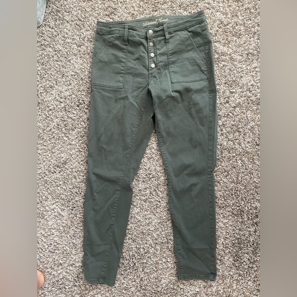 Universal thread green pants - Picture 1 of 3